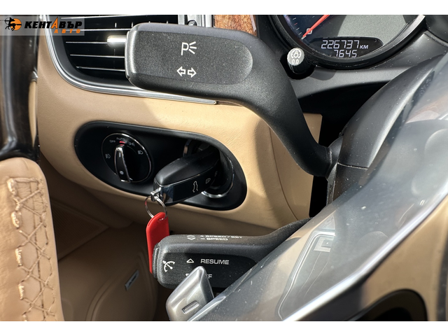 Porsche Macan turbo 3.6i 400 к.с. - автомобили, коли, обяви за нови и употребявани 13