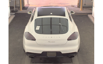 porsche-panamera - 3