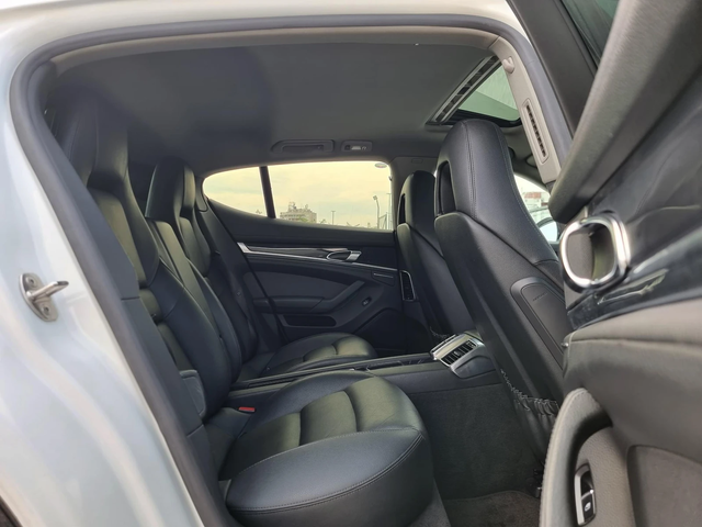 Porsche Panamera FACE - автомобили, коли, обяви за нови и употребявани 11