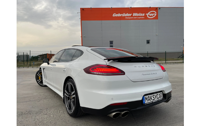 porsche-panamera - 4