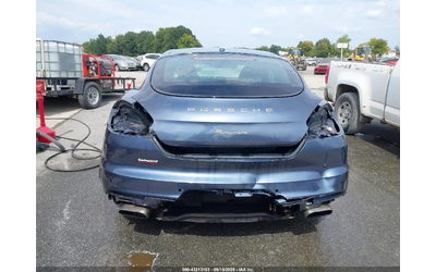 porsche-panamera - 4