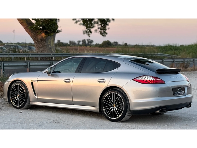Porsche Panamera Diesel= Sport= Chrono Package= - автомобили, коли, обяви за нови и употребявани 6