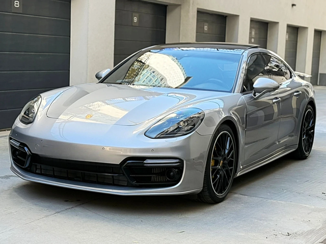 Porsche Panamera Porsche Panamera Turbo S * E-Hybrid* CERAMIC* 680H - автомобили, коли, обяви за нови и употребявани 8