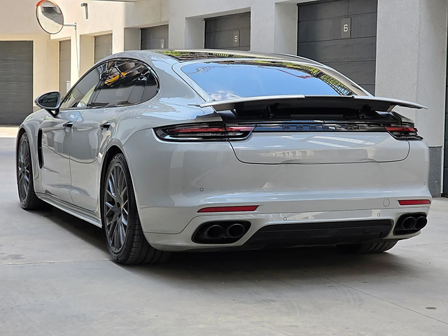 Porsche Panamera Porsche Panamera TURBO Executive/LONG* CERAMIC* NA - автомобили, коли, обяви за нови и употребявани 5