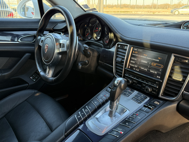 Porsche Panamera 3.0D* 2013г* 212.000КМ* Топ Състояние* 4Х4* Сервизна - автомобили, коли, обяви за нови и употребявани 9
