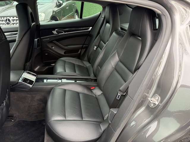 Porsche Panamera 3.0D 300hp Facelift - автомобили, коли, обяви за нови и употребявани 17