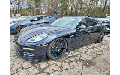 porsche-panamera-3-0l-6-rear-wheel-drive - 0