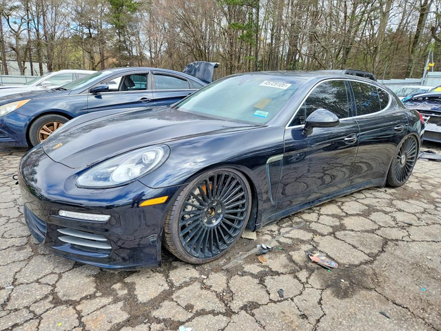Porsche Panamera 3.0L 6 REAR WHEEL DRIVE - автомобили, коли, обяви за нови и употребявани 0