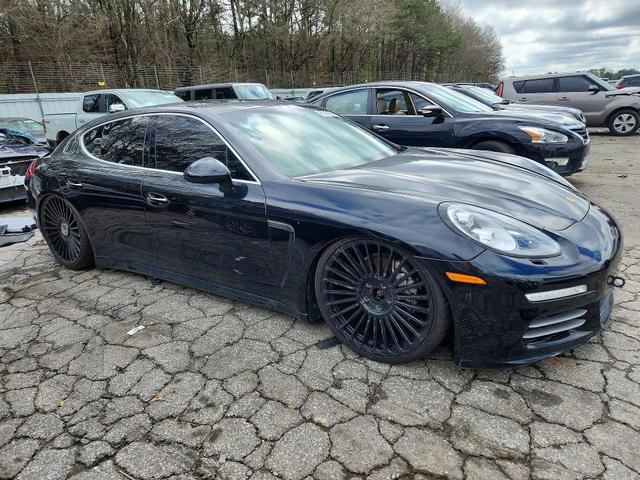 Porsche Panamera 3.0L 6 REAR WHEEL DRIVE - автомобили, коли, обяви за нови и употребявани 3