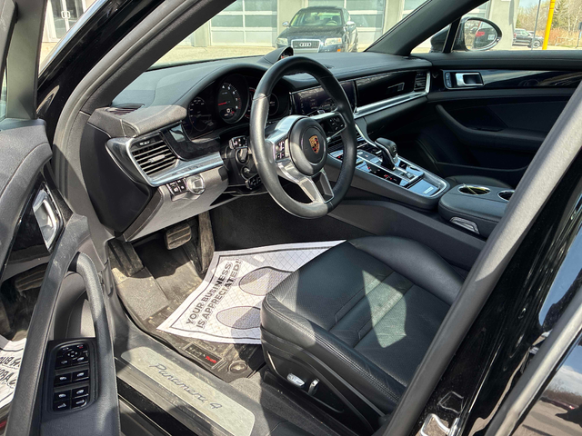 Porsche Panamera 3.0L 6cyl AWD - автомобили, коли, обяви за нови и употребявани 4