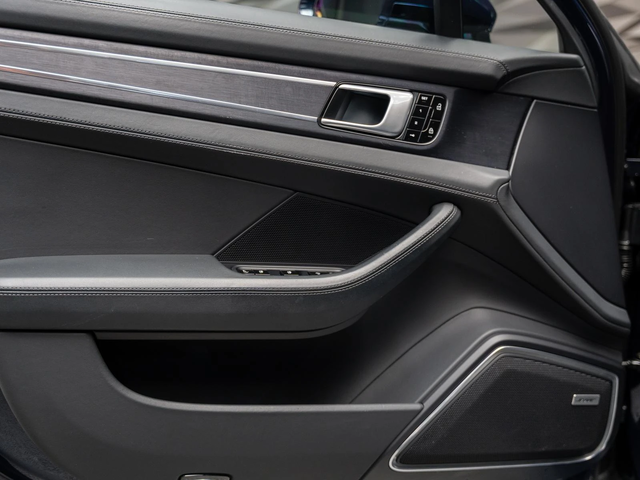 Porsche Panamera Turbo S E Hybrid* FACE* BOSE* Обдухв* Lift* HUD* 3 - автомобили, коли, обяви за нови и употребявани 12