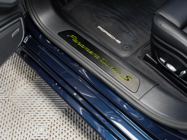 Porsche Panamera Turbo S E Hybrid* FACE* BOSE* Обдухв* Lift* HUD* 3 - автомобили, коли, обяви за нови и употребявани 13