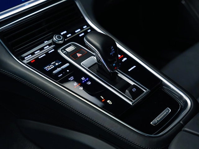 Porsche Panamera Turbo S E Hybrid* FACE* BOSE* Обдухв* Lift* HUD* 3 - автомобили, коли, обяви за нови и употребявани 8