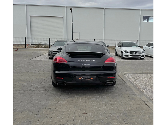 Porsche Panamera 3.0d Facelift Chrono/Подгрев - автомобили, коли, обяви за нови и употребявани 4