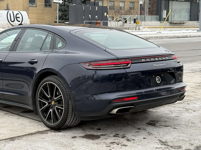 Porsche Panamera * Base / 4 * CARFAX * ЦЕНА ДО БГ - автомобили, коли, обяви за нови и употребявани 10
