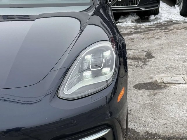 Porsche Panamera * Base / 4 * CARFAX * ЦЕНА ДО БГ - автомобили, коли, обяви за нови и употребявани 3