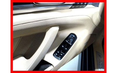 Porsche Panamera * Base (2WD), 4 (4WD) * CARFAX * ЦЕНА ДО БГ - автомобили, коли, обяви за нови и употребявани 16