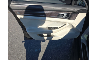 Porsche Panamera - автомобили, коли, обяви за нови и употребявани 8