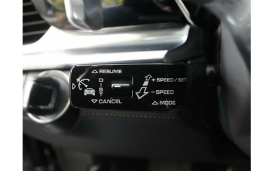 Porsche Panamera 4S - автомобили, коли, обяви за нови и употребявани 15