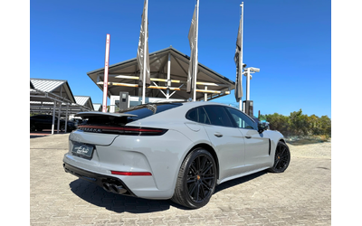 porsche-panamera - 4