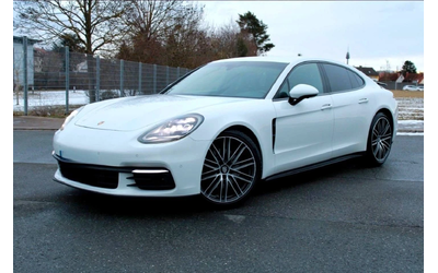 porsche-panamera - 1