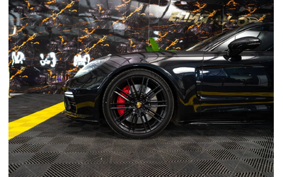 porsche-panamera - 4