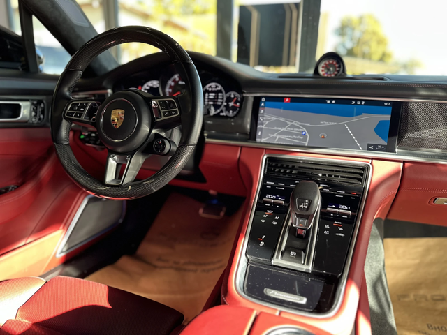 Porsche Panamera Turbo Sport Turismo Лизинг* - автомобили, коли, обяви за нови и употребявани 10