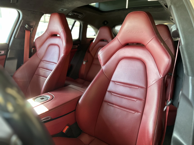 Porsche Panamera Turbo Sport Turismo Лизинг* - автомобили, коли, обяви за нови и употребявани 7