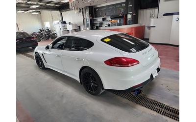 porsche-panamera-3l-6cyl-awd - 3