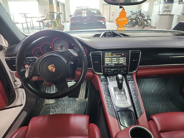 Porsche Panamera 3L 6cyl AWD - автомобили, коли, обяви за нови и употребявани 9