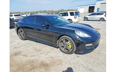 porsche-panamera-4-8l-8-rear-wheel-drive - 3