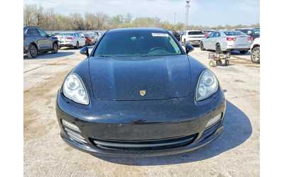 porsche-panamera-4-8l-8-rear-wheel-drive - 4