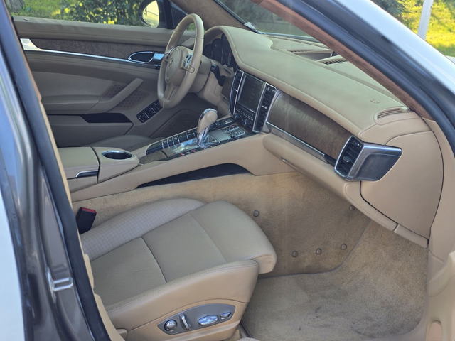 Porsche Panamera 4.8S 2011 - автомобили, коли, обяви за нови и употребявани 5