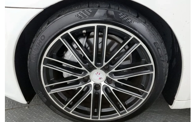 porsche-panamera - 4