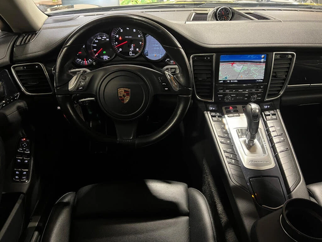 Porsche Panamera 4 Edition* АвтоКредит* (ЦЕНА ДО БГ) - автомобили, коли, обяви за нови и употребявани 13