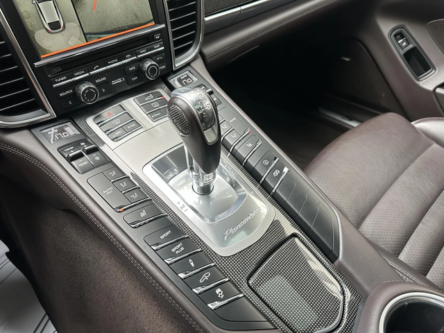 Porsche Panamera TURBO S / CERAMIC - автомобили, коли, обяви за нови и употребявани 14