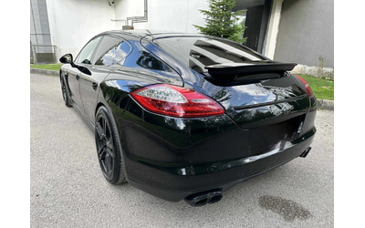 porsche-panamera - 4