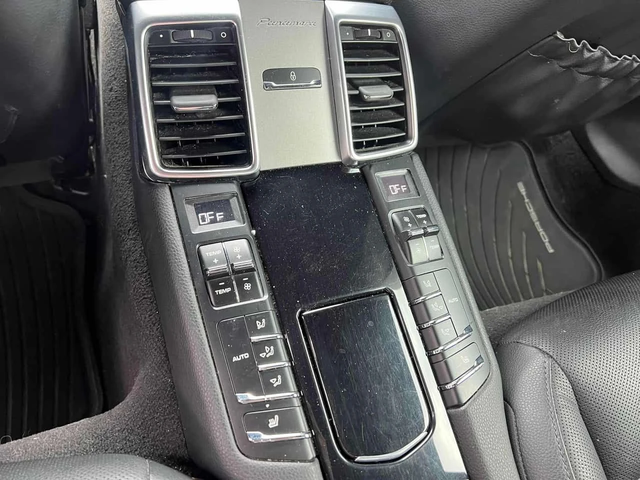Porsche Panamera 4S * CARFAX * BOSE * ОБДУХВАНЕ * ВЪЗДУШНО ОКАЧВАНЕ - автомобили, коли, обяви за нови и употребявани 10