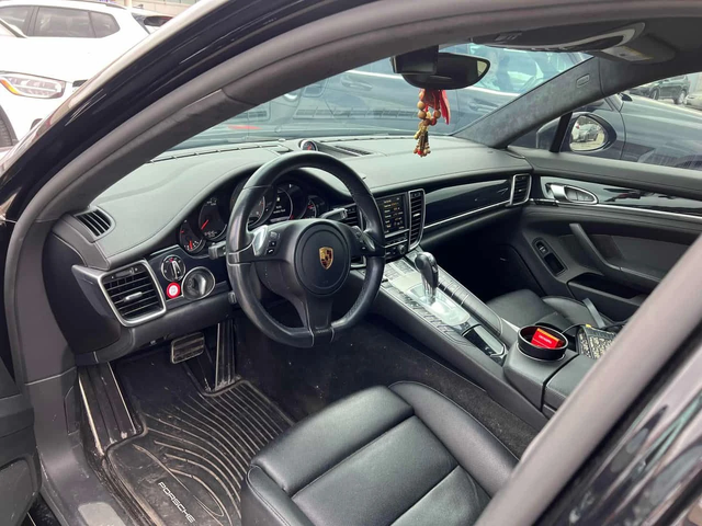Porsche Panamera 4S * CARFAX * BOSE * ОБДУХВАНЕ * ВЪЗДУШНО ОКАЧВАНЕ - автомобили, коли, обяви за нови и употребявани 4