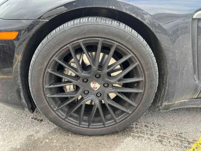 Porsche Panamera 4S * CARFAX * BOSE * ОБДУХВАНЕ * ВЪЗДУШНО ОКАЧВАНЕ - автомобили, коли, обяви за нови и употребявани 6