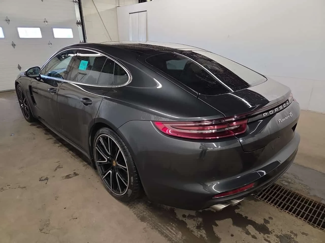 Porsche Panamera * 4S * 360 КАМЕРА* ДИСТРОНИК* ПАНОРАМА* - автомобили, коли, обяви за нови и употребявани 3