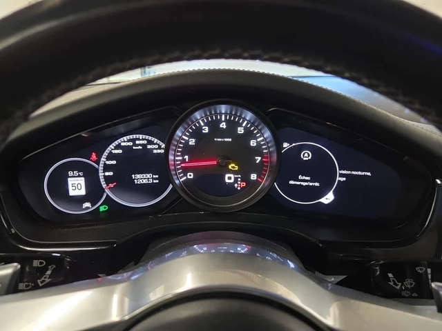 Porsche Panamera * 4S * 360 КАМЕРА* ДИСТРОНИК* ПАНОРАМА* - автомобили, коли, обяви за нови и употребявани 8