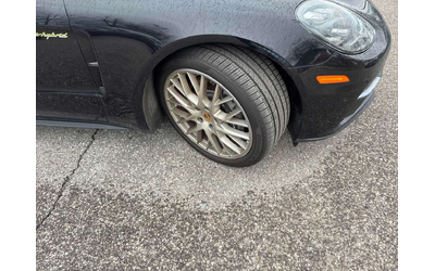 Porsche Panamera 4 10 Years Edition E Hybrid/360/BOSE/MATRIX - автомобили, коли, обяви за нови и употребявани 6