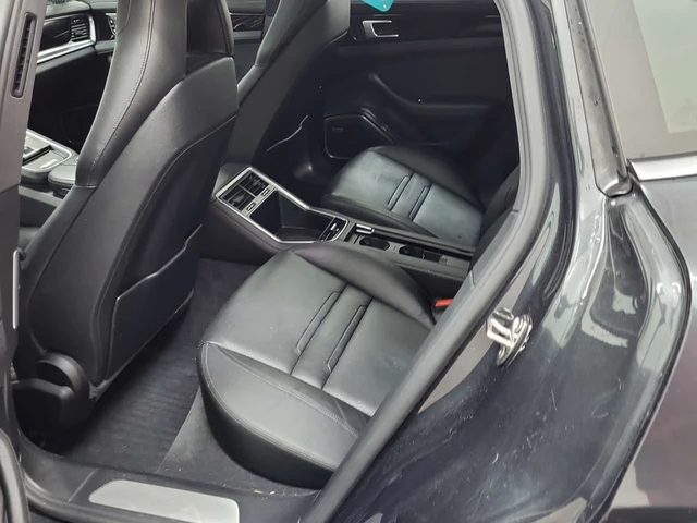 Porsche Panamera 4 AWD / MATIRX / BOSE - автомобили, коли, обяви за нови и употребявани 6