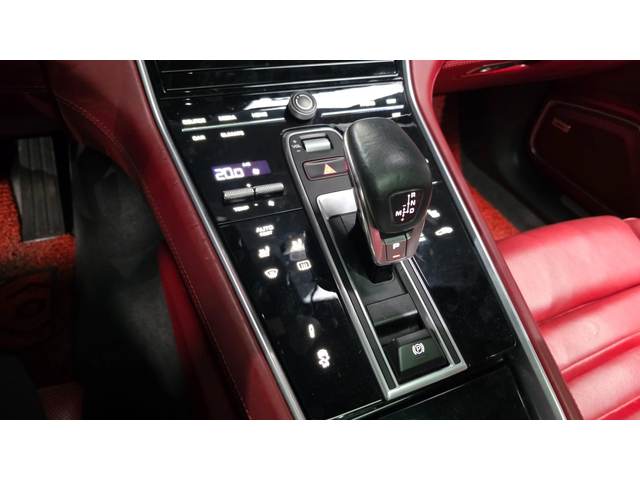 Porsche Panamera 4* Pano* 360* Keyless* АВТОКРЕДИТ - автомобили, коли, обяви за нови и употребявани 6