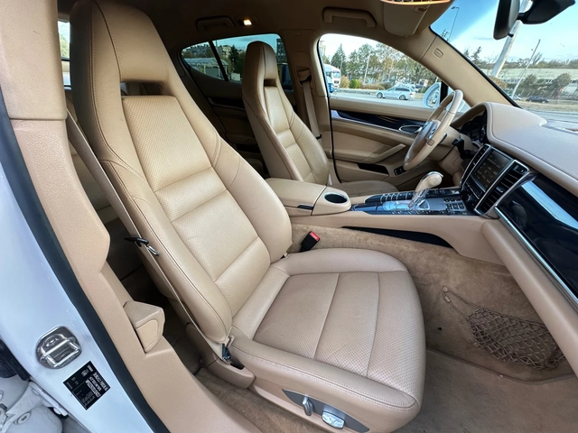 Porsche Panamera БАРТЕР* 3.0D* GTS - автомобили, коли, обяви за нови и употребявани 11