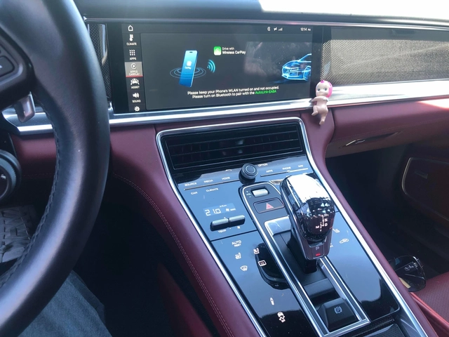 Porsche Panamera CARFAX - автомобили, коли, обяви за нови и употребявани 5