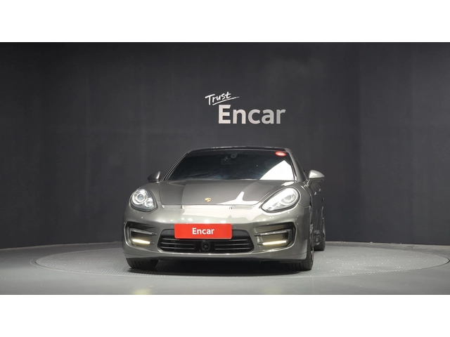 Porsche Panamera TURBO* ОБДУХ* ДИСТРОНИК* ТВ* АЛКАНТАРА - автомобили, коли, обяви за нови и употребявани 3