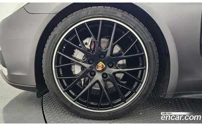 porsche-panamera - 4