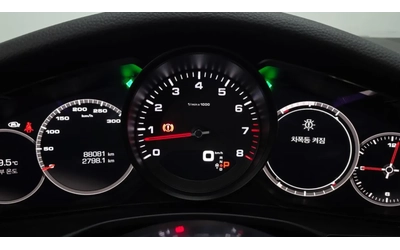 Porsche Panamera 3.0 AWD/ BOSE / 360 CAM / ОБДУХ - автомобили, коли, обяви за нови и употребявани 9